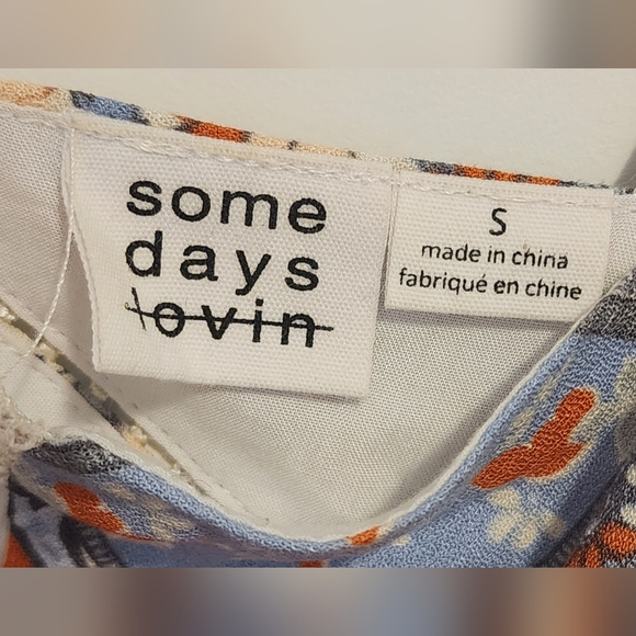 Somedays lovin Tank with Crochet Detail - Picture 3 of 4